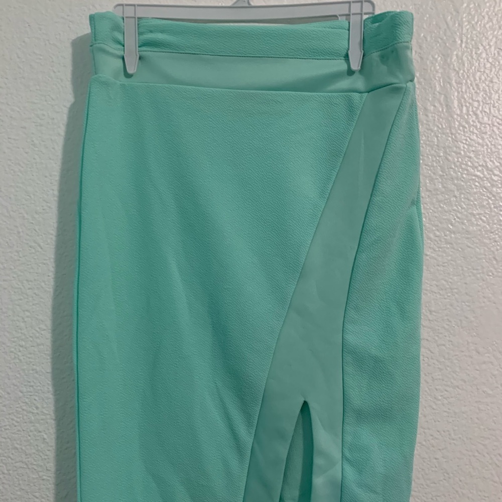 Mint Matching Set - Picture 2 of 3